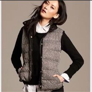 Banana Republic Herringbone Print Quilted Vest Small